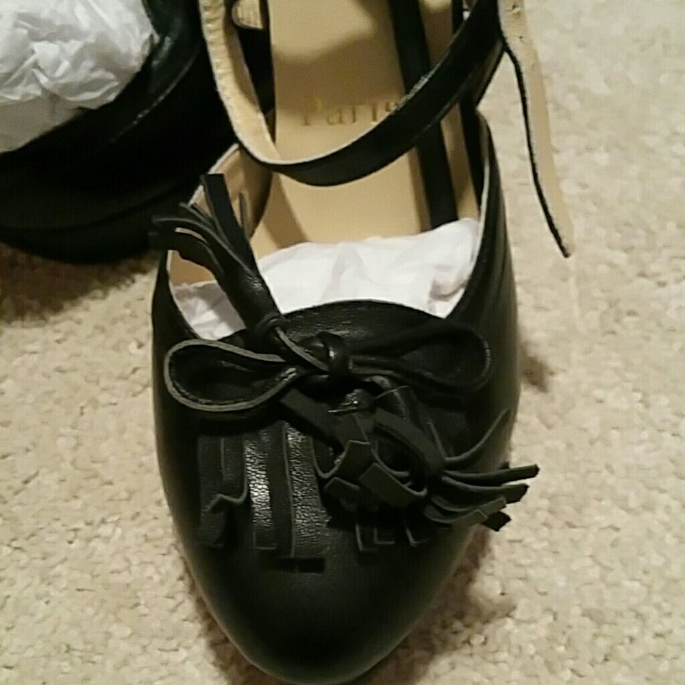 Stiletto - Picture 2 of 4